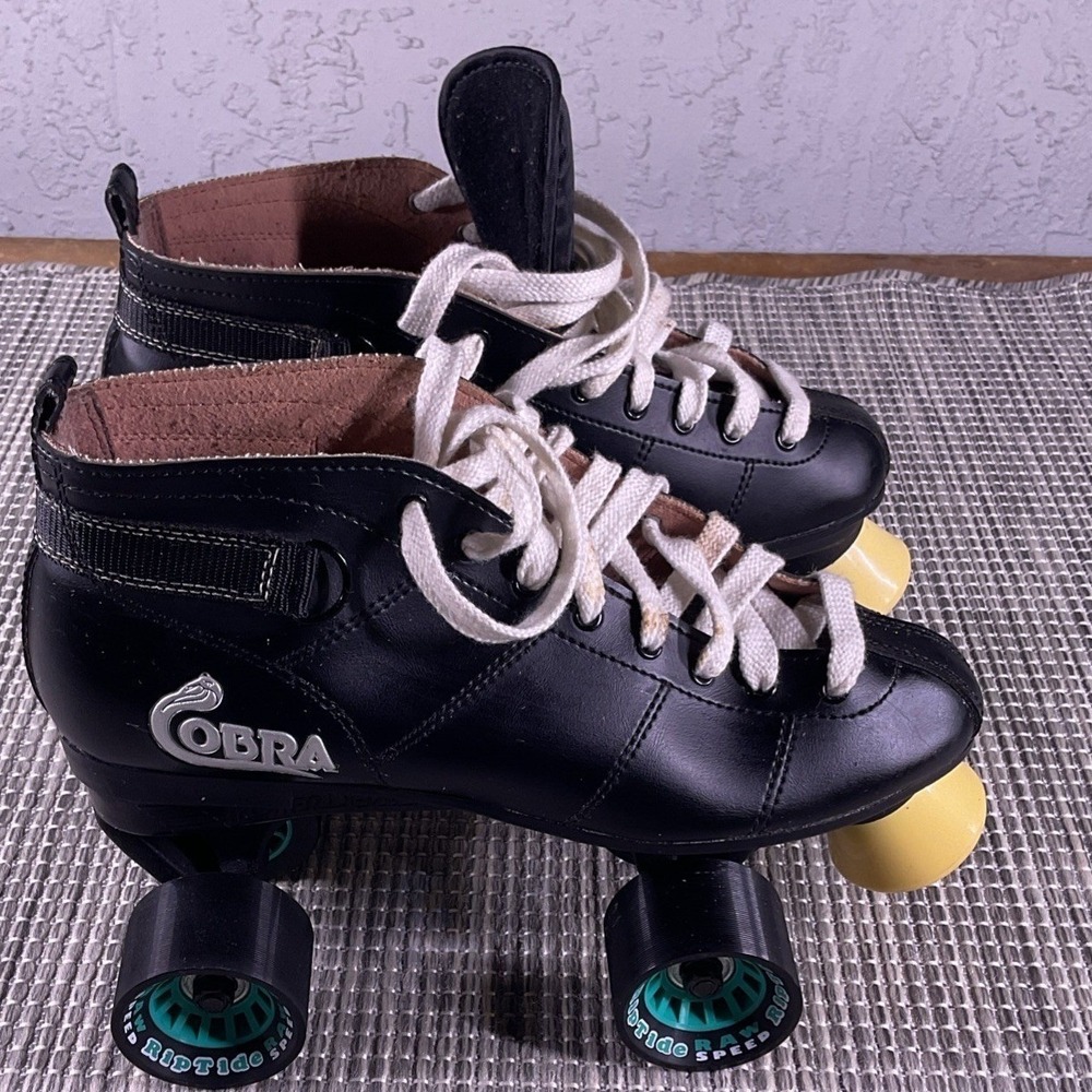 Roller Derby Cobra Speed Skates Black Raw Riptide Wheels Women Size 8
